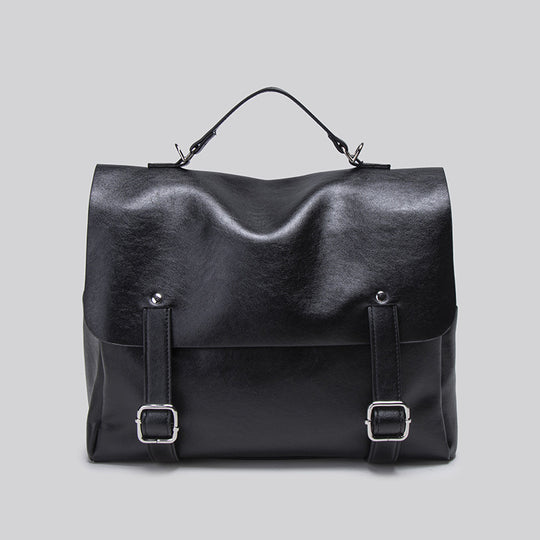 Damen Rucksack aus hochwertigem Kunstleder mit praktischem Überschlag Nord Taschen