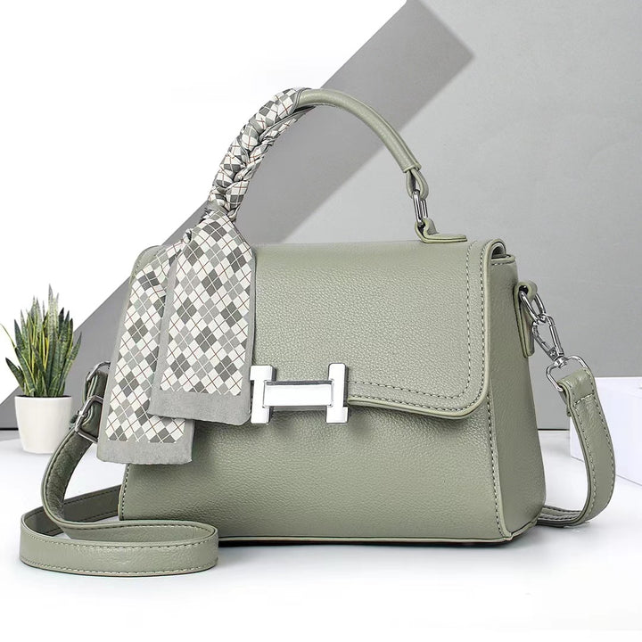 Damen elegante Schultertasche mit modischer Schleifenapplikation Nord Taschen