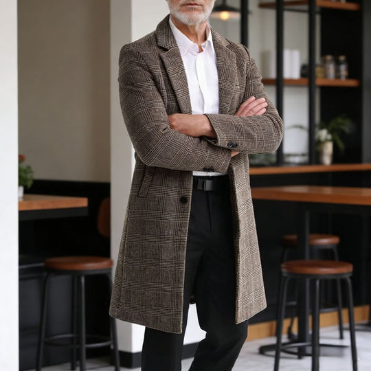 Herren Wollblendmantel im Glencheck mit schlanker langer Silhouette Nord Taschen