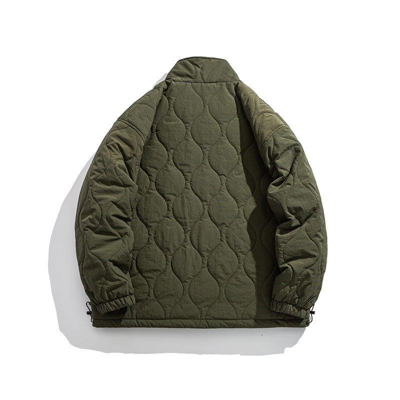 Unisex Boxy-Steppjacke im Military-Liner-Stil mit hohem Stehkragen und verstellbarem Saum Nord Taschen