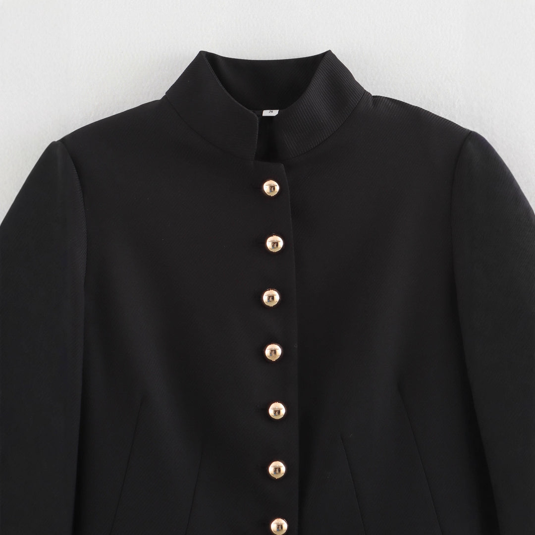Damen Taillierte Stehkragenjacke mit goldfarbenen Zierknöpfen und formgebenden Teilungsnähten Nord Taschen