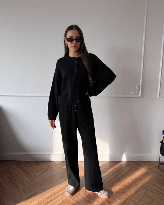 Damen geknöpftes Cropped-Lounge-Set mit Oversize-Cardigan und hochtaillierter Wide-Leg Jogginghose Nord Taschen