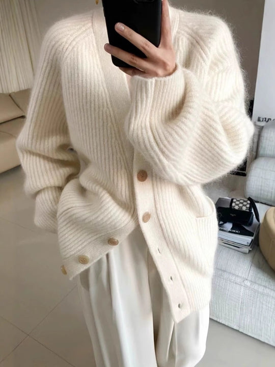 Damen Langer Oversize-Cardigan aus weichem Rippstrick mit Holzknopfleiste Nord Taschen