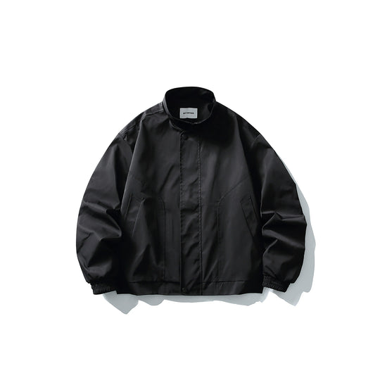 Unisex Kurz geschnittener technischer Boxy‑Bomber mit Stehkragen, Druckknopfblende und elastischen Bündchen Nord Taschen