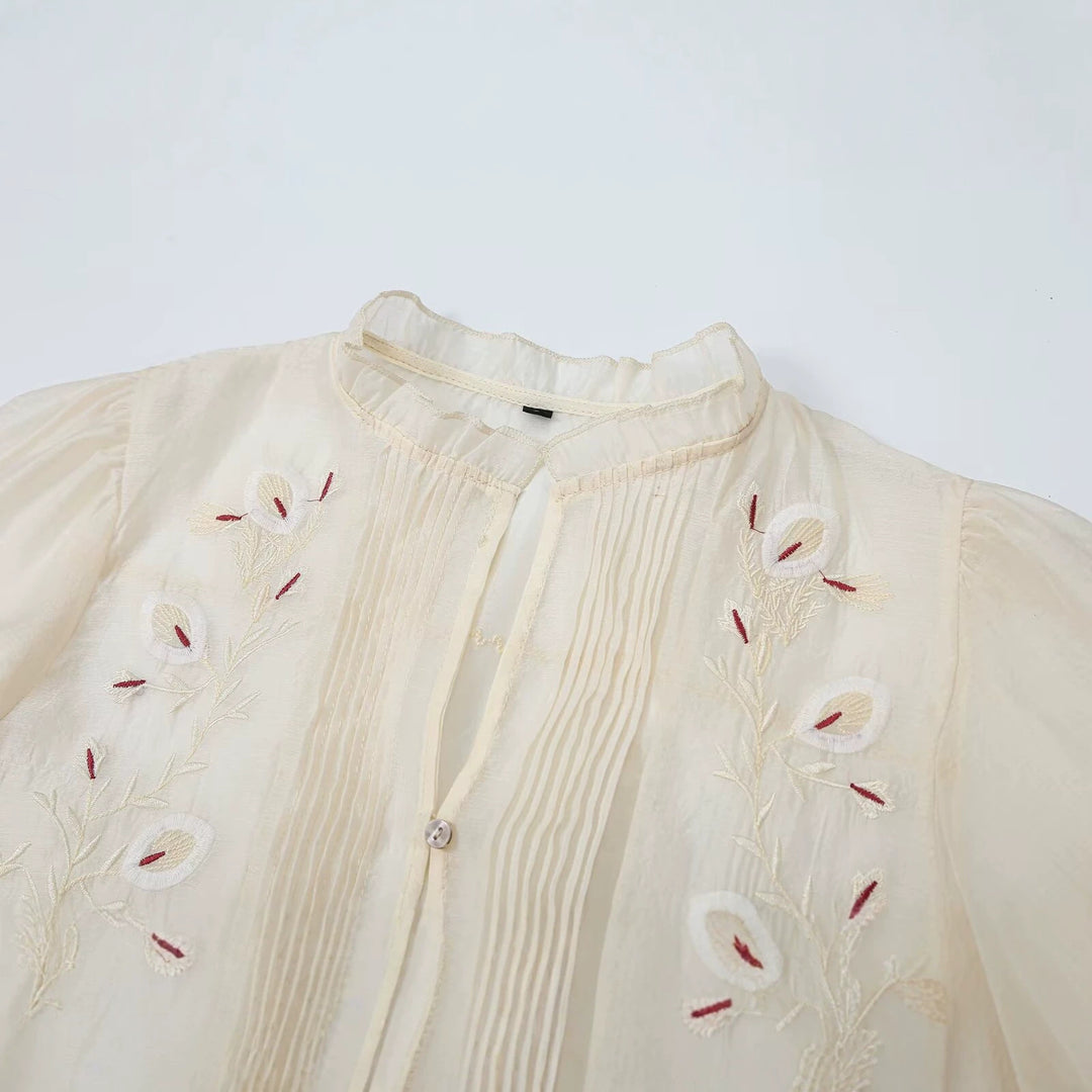 Damen Bestickte Chiffon-Bluse mit Plisseefront und Ballonärmeln Nord Taschen