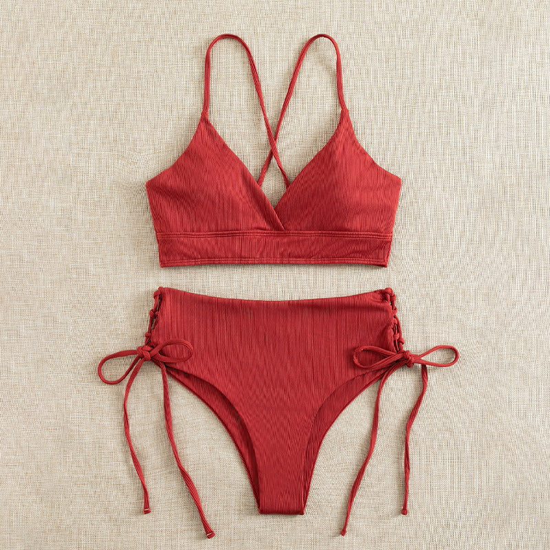 Damen Bikini-Set mit verstellbaren Trägern und raffinierten Schnürdetails