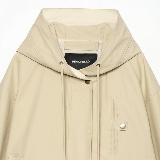 Damen Kurze Kapuzenjacke mit Tunnelzug, verdeckter Druckknopfleiste und aufgesetzten Taschen Nord Taschen