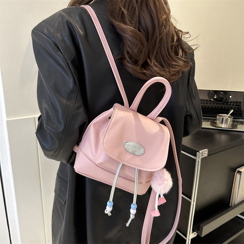 Damen Rucksackhandtasche mit zeitlosem Design und praktischen Trageoptionen Nord Taschen