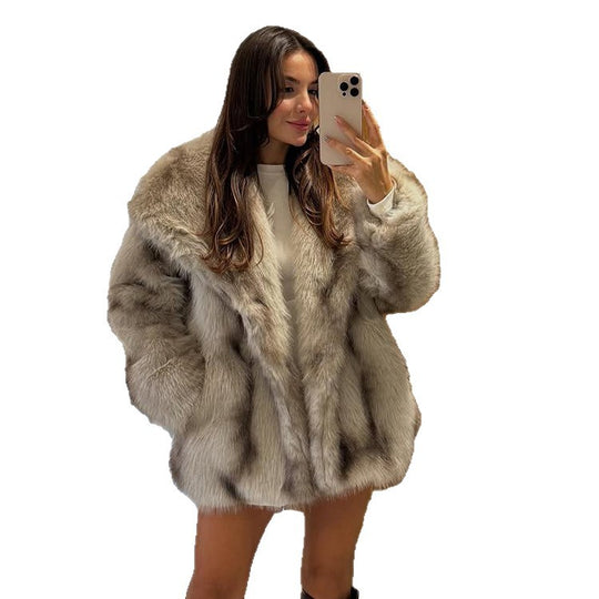 Damen Kurzmantel Oversize Kunstpelz mit voluminösem Schalkragen und Boxy‑Silhouette Nord Taschen