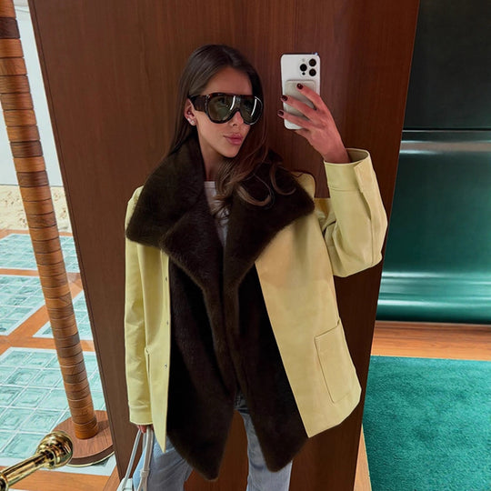 Damen Eleganter Oversize-Mantel aus Veloursleder‑Optik mit voluminösem Faux‑Fur‑Schalkragen Nord Taschen