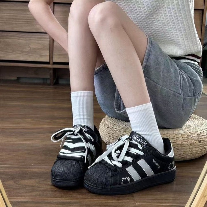 Damen Sportliche Sneakers mit strukturiertem Obermaterial und rutschfester Sohle