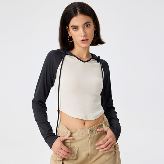 Damen Cropped Kapuzenlongsleeve mit Raglanärmeln, Daumenloch und geripptem Stretchkörper Nord Taschen