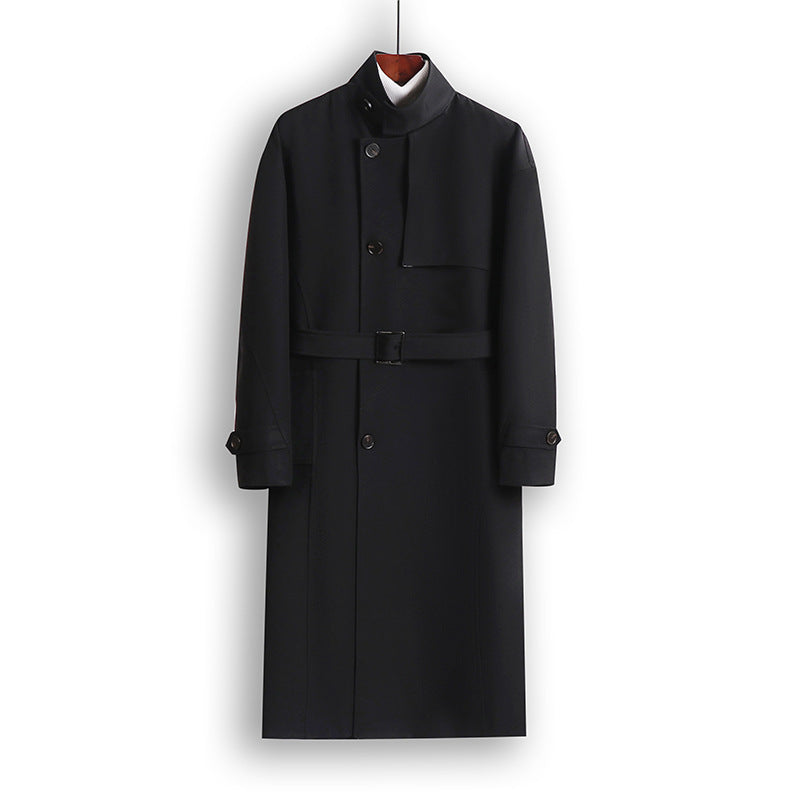 Herren Langgeschnittener Minimalistischer Trenchcoat mit Schalkragen und verstellbaren Ärmelriemen Nord Taschen