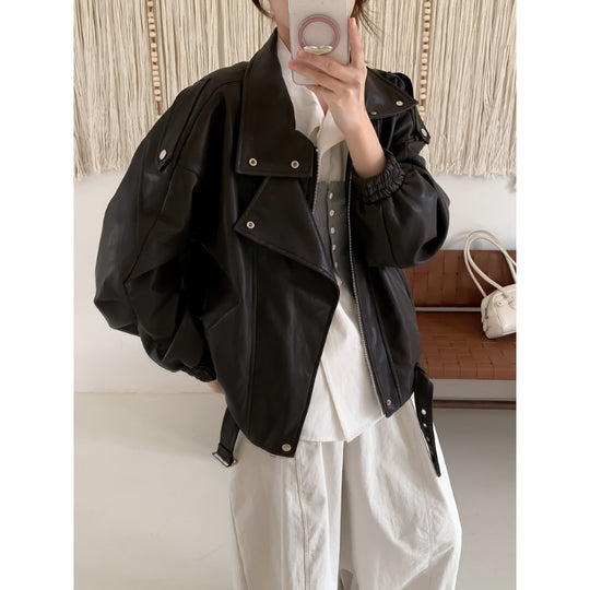 Damen Oversize Bikerjacke aus veganem Leder mit hohem Stehkragen und dekorativen Druckknöpfen Nord Taschen