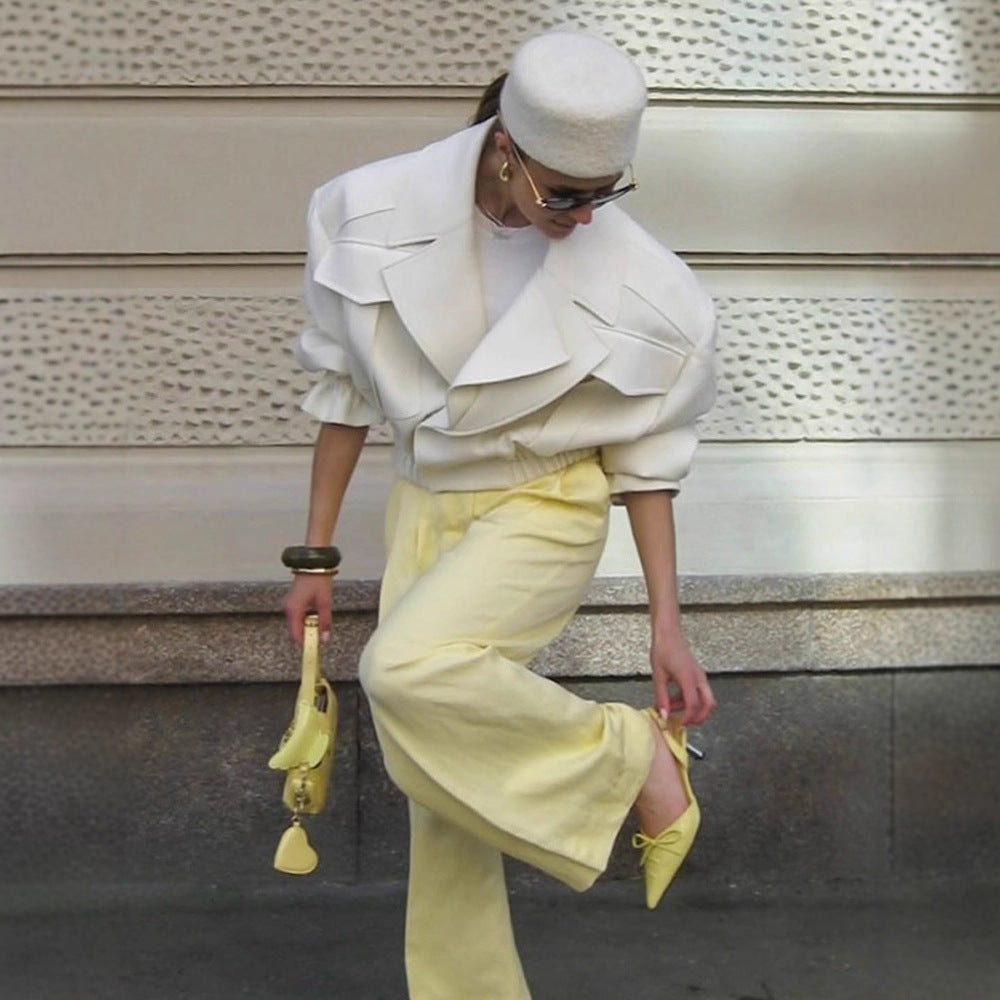 Damen Oversize-Boxy-Blouson mit voluminösen Ärmeln und hochgeschnittener Bundfaltenhose Nord Taschen