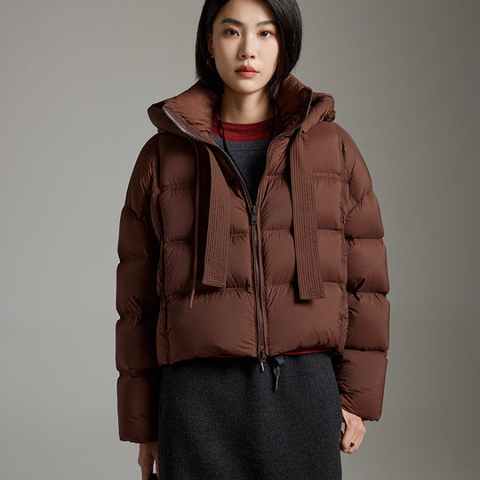 Damen Kurz geschnittene Boxy-Steppjacke mit voluminöser Kapuze und Kordelzug Nord Taschen