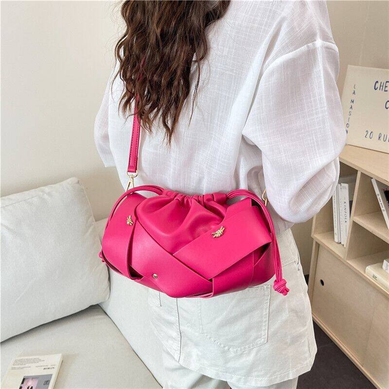 Damen Hobo-Tasche mit raffiniertem Kordelzug und eleganter Webstruktur Nord Taschen