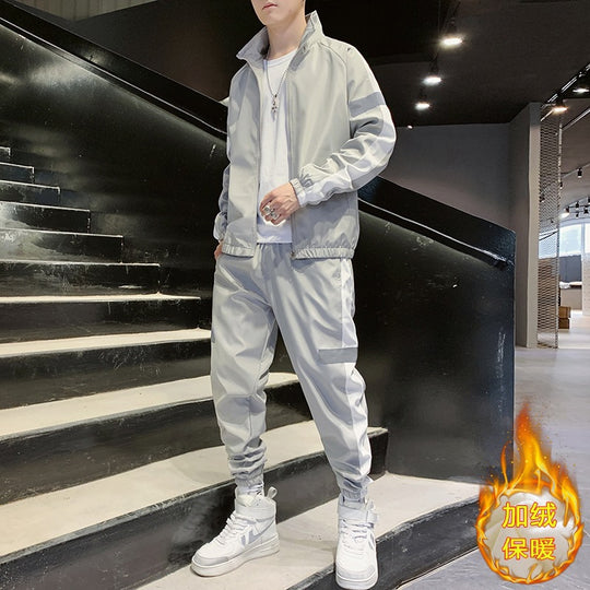 Herren Athleisure-Trackset im Retro-College-Look mit Kontraststreifen, reflektierenden Paneelen & elastischem Saum Nord Taschen