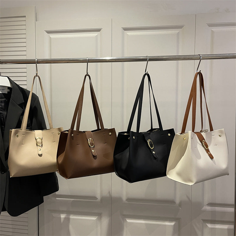 Damen elegante Handtasche mit goldenen Akzenten Nord Taschen