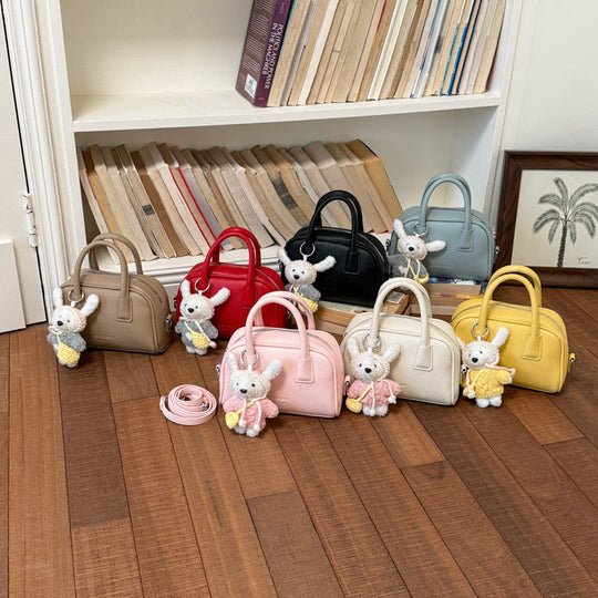 Damen Handtasche im modernen Curvy-Design mit abnehmbarem Schulterriemen Nord Taschen