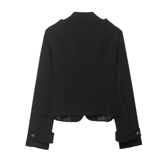 Damen Militärisch inspirierte Kurzjacke mit Stehkragen, Zierkordeln und Schulterklappen Nord Taschen
