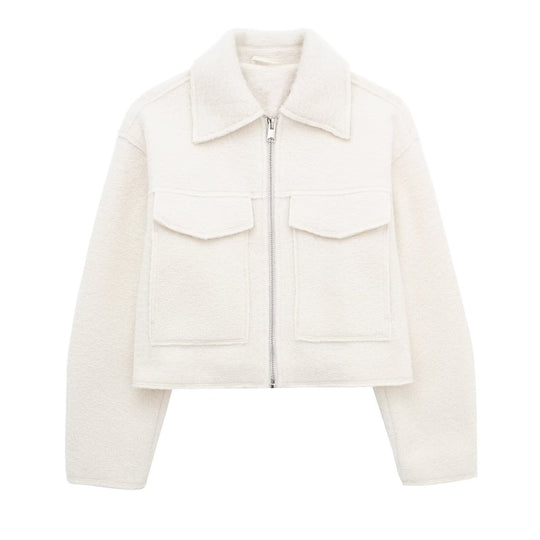 Damen Kurz geschnittene Teddyjacke mit Reißverschluss, Kragen und aufgesetzten Klappentaschen Nord Taschen