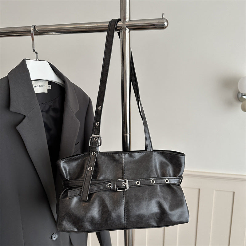 Damen elegante Umhängetasche mit verspieltem Gürteldetail Nord Taschen