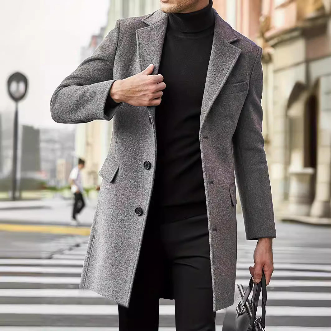 Herren Moderner Longcoat aus Wollmix mit schmalem Revers, Pattentaschen und schlanker Schnitt Nord Taschen