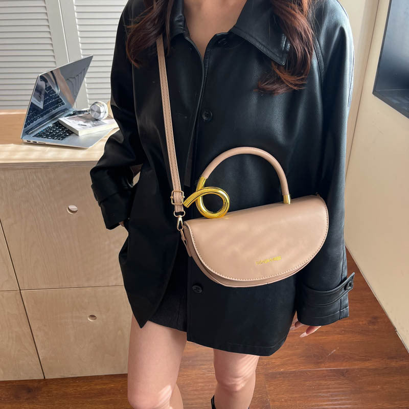 Damenhandtasche mit elegantem Schwunggriff Nord Taschen
