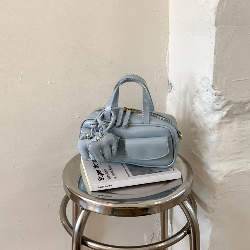 Damen verspielte Mini-Handtasche mit charmantem Tieranhänger Nord Taschen