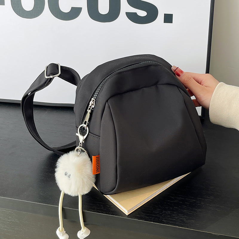 Damen Schultertasche im minimalistischen Design Nord Taschen