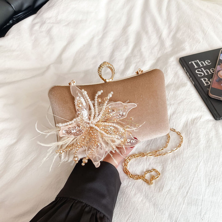 Damen Clutch-Tasche mit elegantem Blüten-Design Nord Taschen