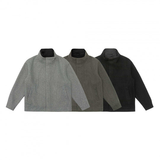 Herren Kurz geschnittene Wollmix‑Blousonjacke mit Stehkragen, verdeckter Knopfleiste und schlichter Silhouette Nord Taschen