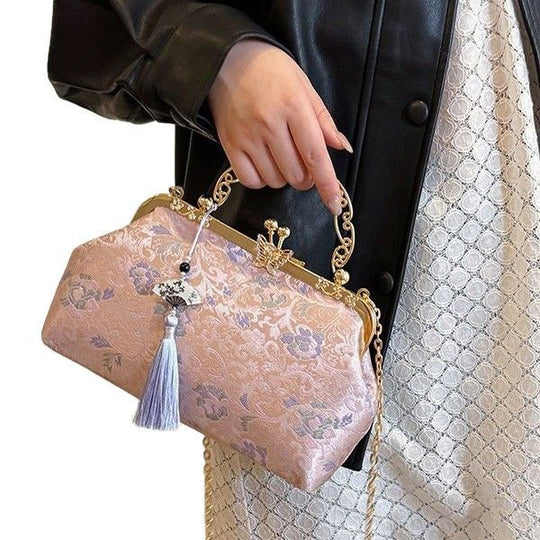 Damen Vintage-Inspirierte Clutch mit Kettenriemen Nord Taschen