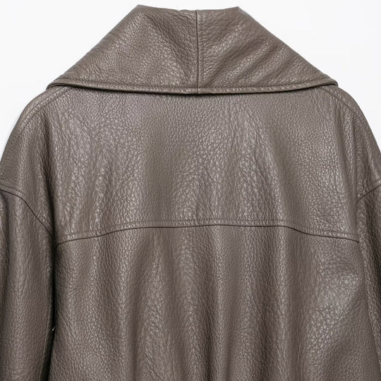 Damen Kurze Taillierte Lederoptik-Jacke mit übergroßem Schalkragen und gerafftem Bund Nord Taschen