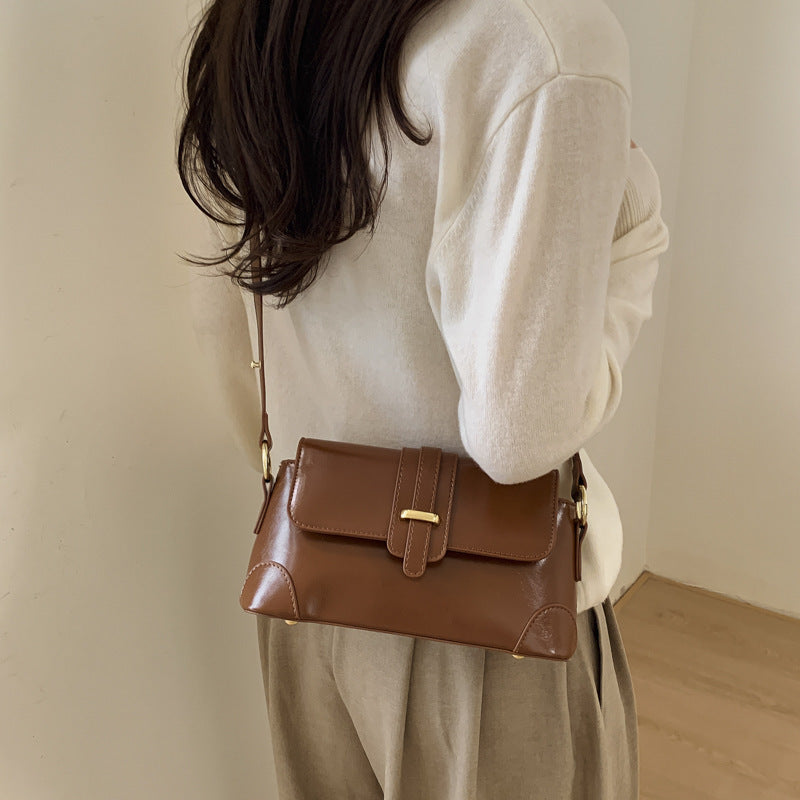 Damen elegante Handtasche mit strukturierten Akzenten Nord Taschen