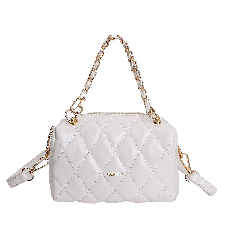 Damen modische Handtasche mit verspieltem Plüsch-Anhänger Nord Taschen