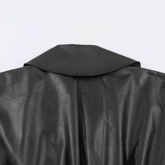 Damen Kurzer Cropped Kunstleder‑Blouson mit übergroßem Schalkragen und seitlicher Schnallen‑Taillierung Nord Taschen