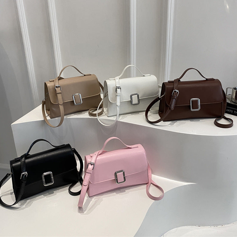 Damen Umhängetasche mit elegantem Kettenverschluss und strukturiertem Obermaterial Nord Taschen