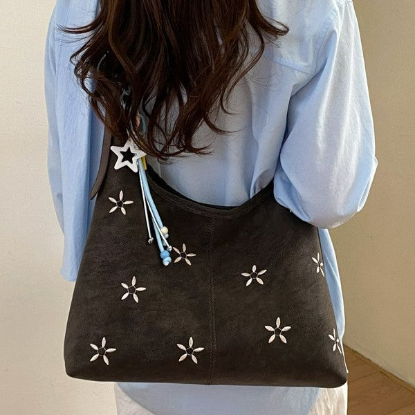Damen modische Schultertasche mit buntem Anhänger Nord Taschen