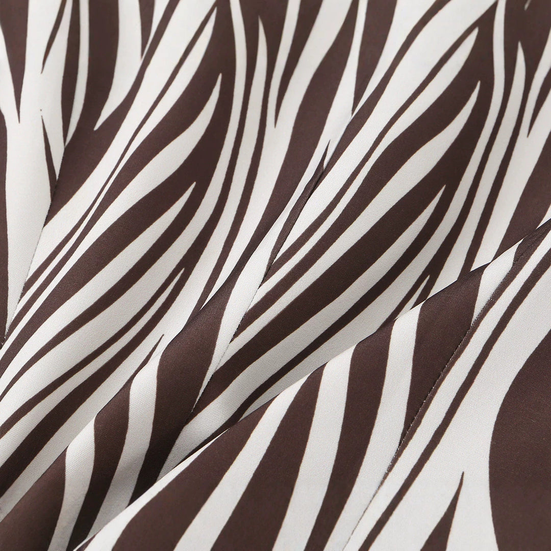 Damen Taillierter Zebra-Print Blazer mit Reverskragen und Pattentaschen Nord Taschen