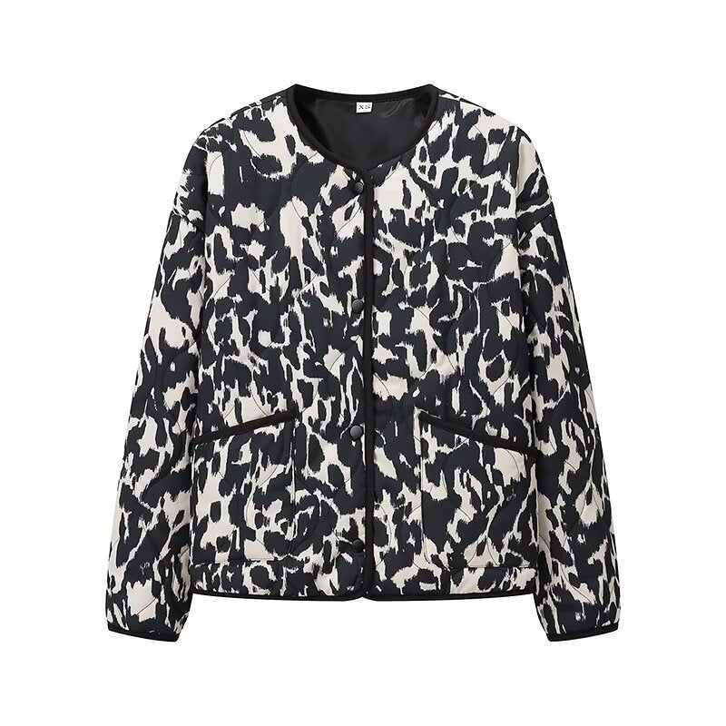 Damen Steppjacke im Oversize-Boxy-Schnitt mit rundem Halsausschnitt und abstraktem Animal-Print Nord Taschen