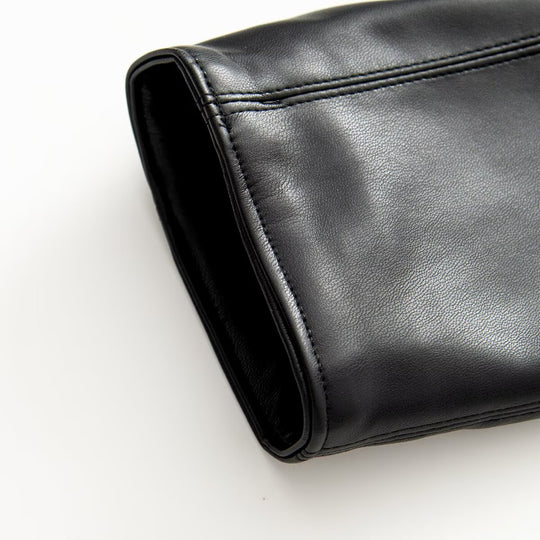Damen Langer veganer Lederblazer mit Schalkragen, taillierter Doppelknopf-Optik und Eingrifftaschen Nord Taschen