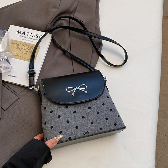 Damen modische Umhängetasche mit Punkten Nord Taschen