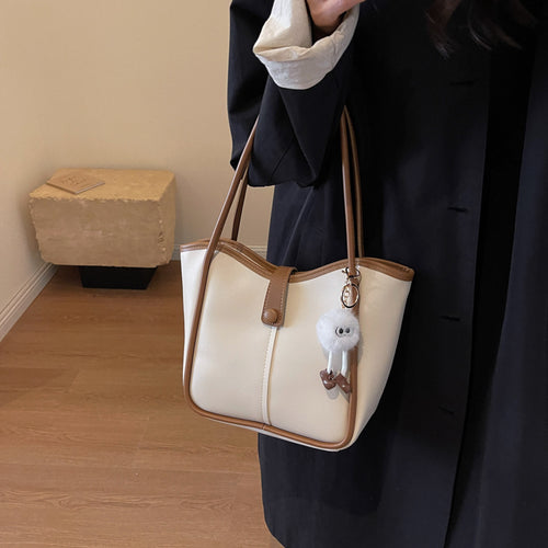 Damen Stadt-Tasche mit abnehmbarem Schlüsselanhänger und elegantem Design | Nord Taschen