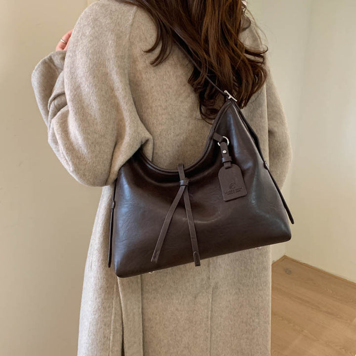 Damen Hobo-Tasche aus hochwertigem Leder mit minimalistischem Design Nord Taschen