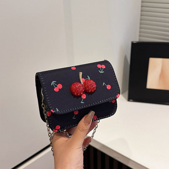Damen Umhängetasche mit fruchtigem Design und Kettenriemen Nord Taschen