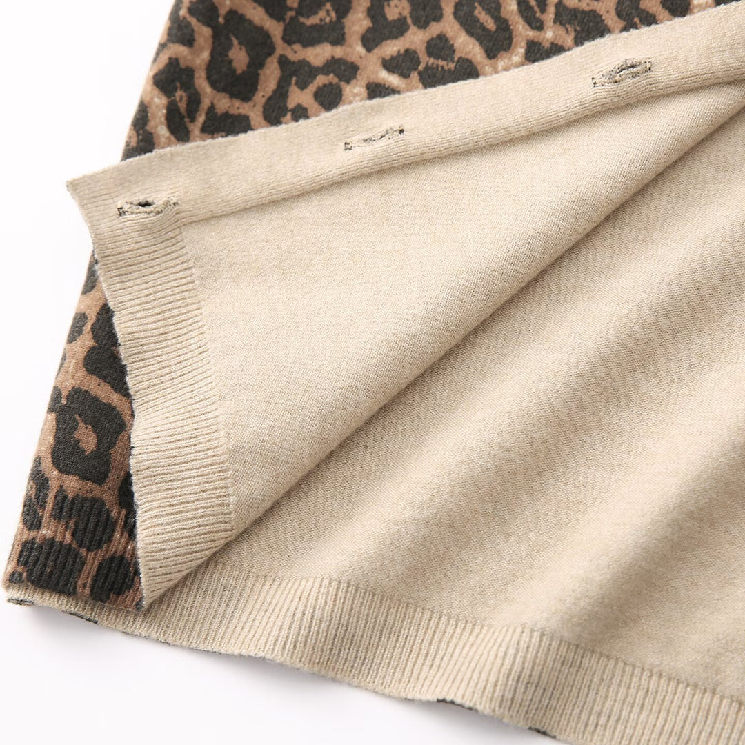 Damen Feinstrick-Cardigan mit Leoprint, Rundhals und durchgehender Knopfleiste Nord Taschen