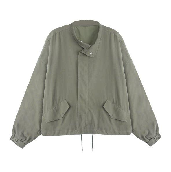 Damen Boxy-Kurzjacke im Oversize-Schnitt mit Stehkragen, Tunnelzugsaum und Klappentaschen Nord Taschen