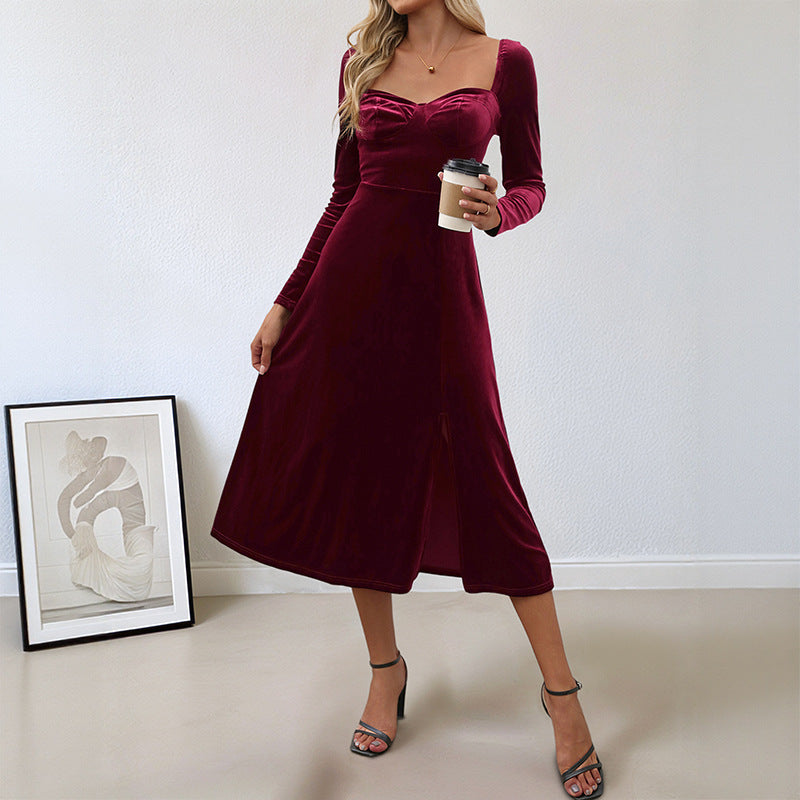 Damen Samt-Midikleid mit herzförmigem Ausschnitt, taillierter Schnitt & hohem Beinschlitz Nord Taschen